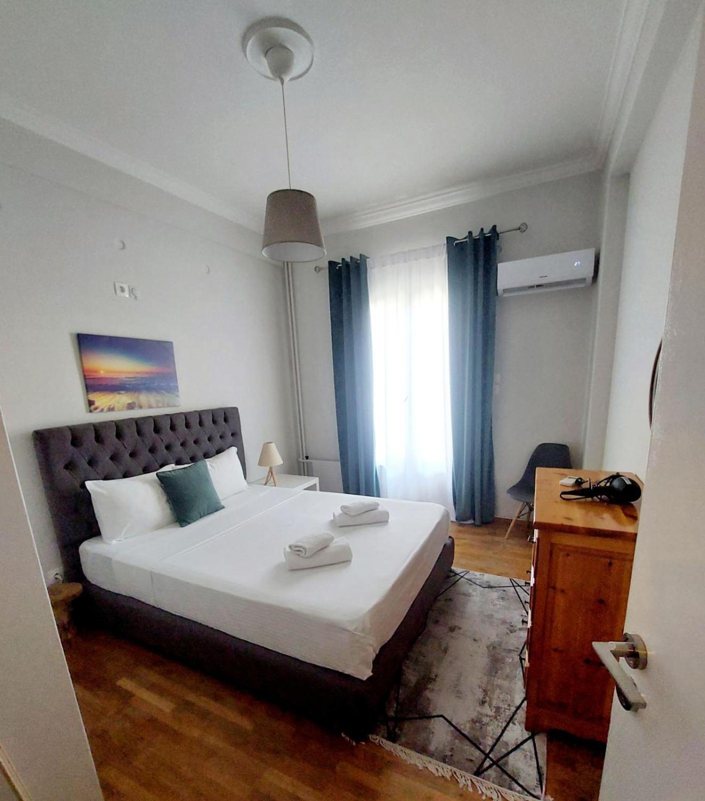 Athens Apartment Nina, Next To The Metro Station Extérieur photo